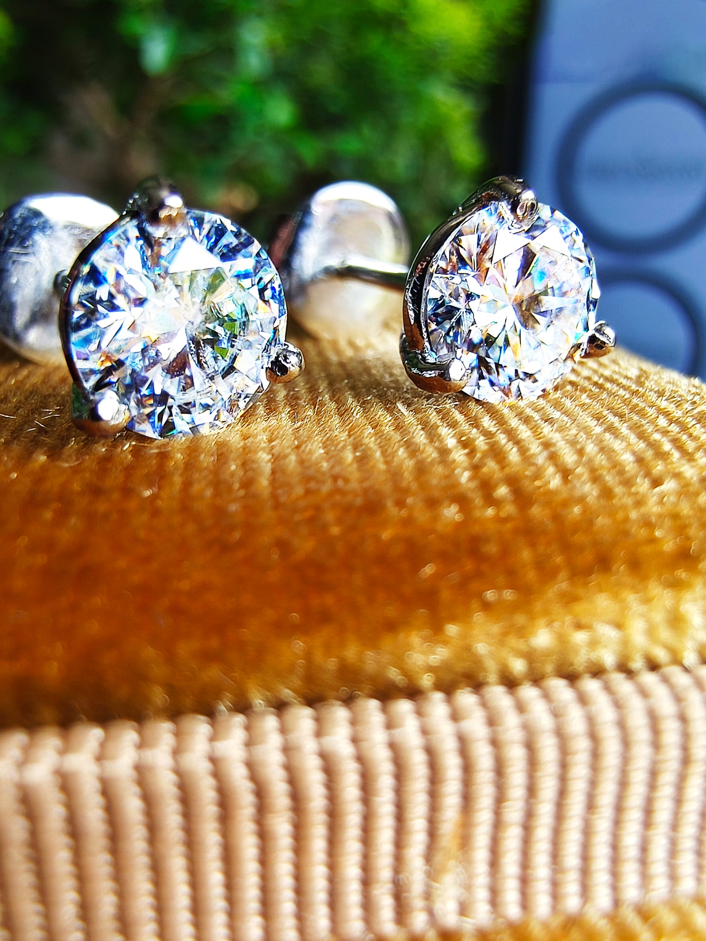 2 CT Round Diamond Stud Earrings – Certified 1 CT Each – Timeless Elegance in 925 Silver