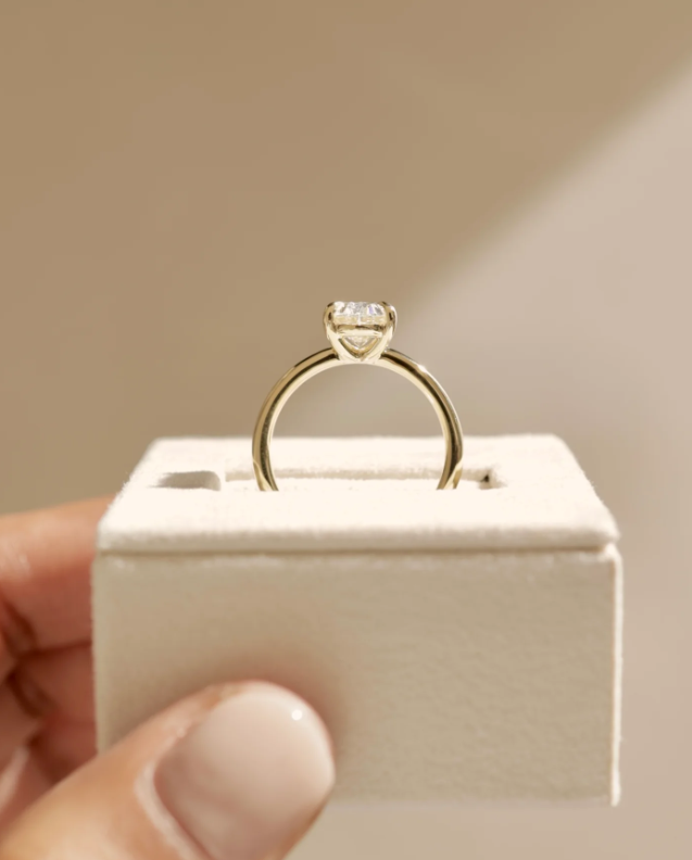 4.70 Ct Oval Cut Diamond Solitaire Engagement Ring – Elegant Four-Prong Daisy Design | 14K Yellow Gold Finish | Kesh Gemstone