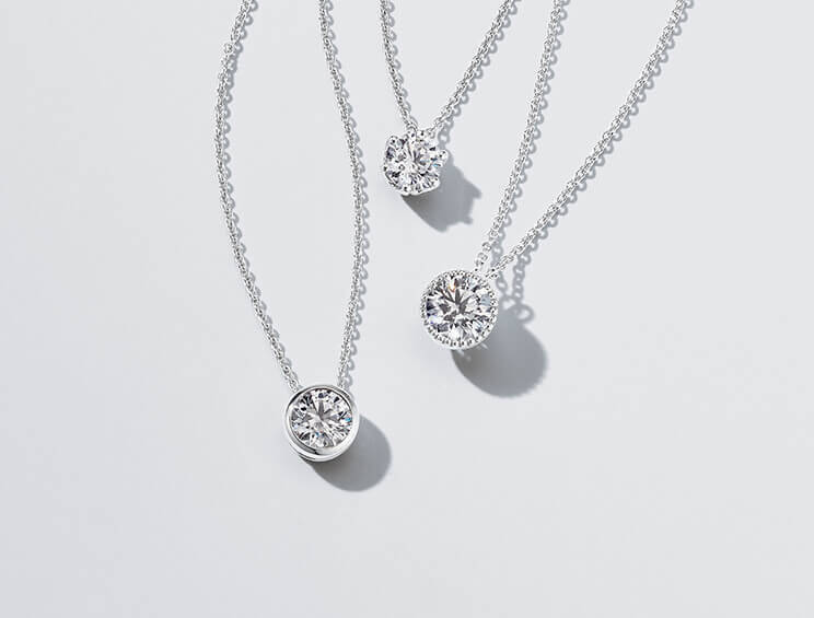 DIAMOND PENDANTS