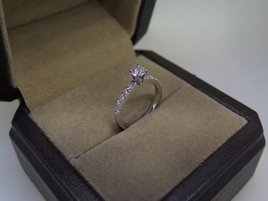 14K Round Diamond Engagement Ring | Classic Design with Exceptional Brilliance