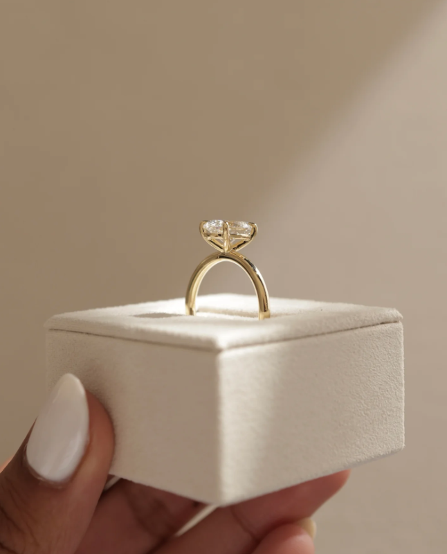 4.70 Ct Oval Cut Diamond Solitaire Engagement Ring – Elegant Four-Prong Daisy Design | 14K Yellow Gold Finish | Kesh Gemstone