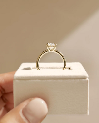 4.70 Ct Oval Cut Diamond Solitaire Engagement Ring – Elegant Four-Prong Daisy Design | 14K Yellow Gold Finish | Kesh Gemstone